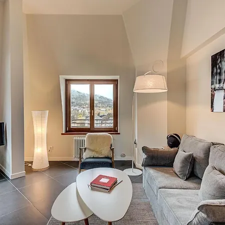 Alpes V, Alpes Agency, Chamonix, Sleeps 5 * شامونكس