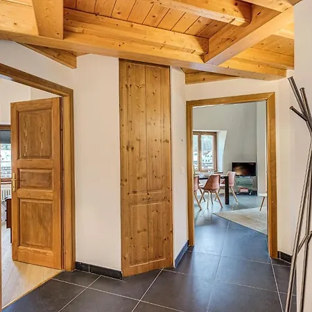 Alpes V, Alpes Agency, Chamonix, Sleeps 5